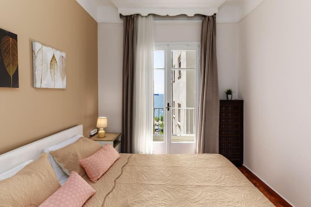 Best Location 3 Bedroom Apartment With View Szaloniki Kültér fotó