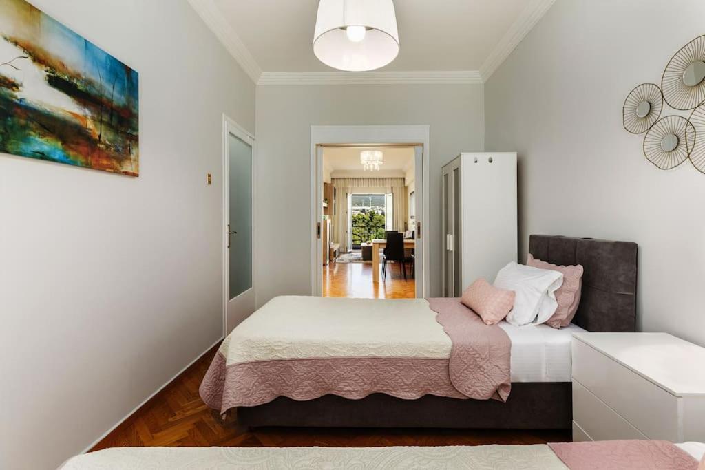 Best Location 3 Bedroom Apartment With View Szaloniki Kültér fotó